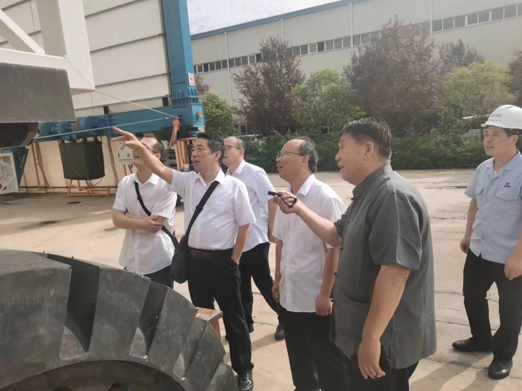 實地考察增了解   加強交流促合作